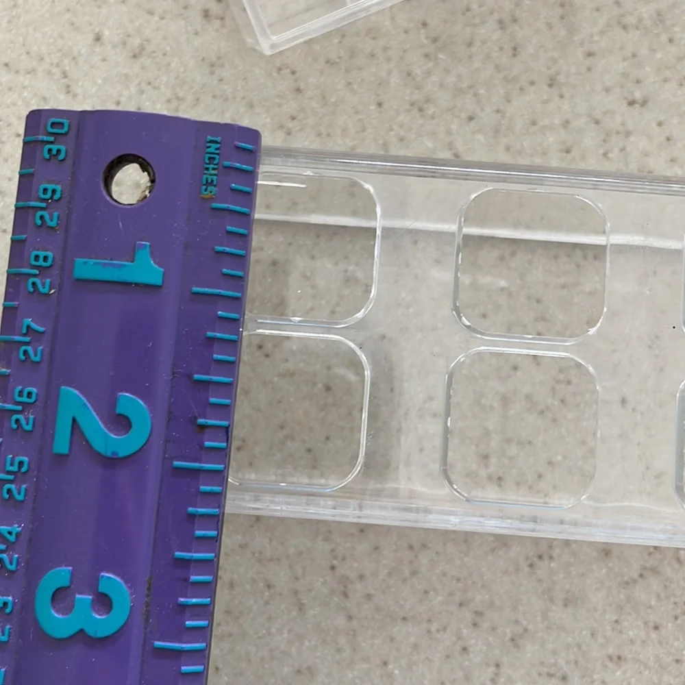 Set of plexiglass lipstick holders
